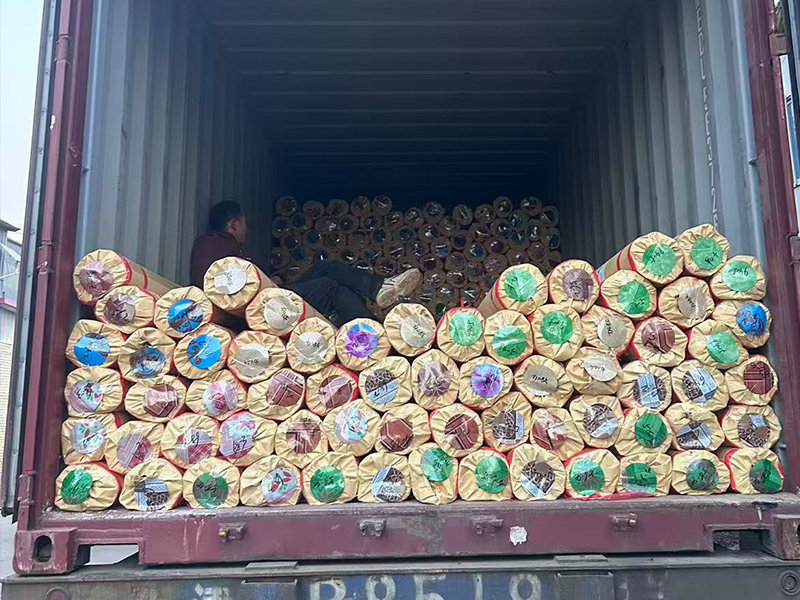 PVC flooring roll packing and container loading for export