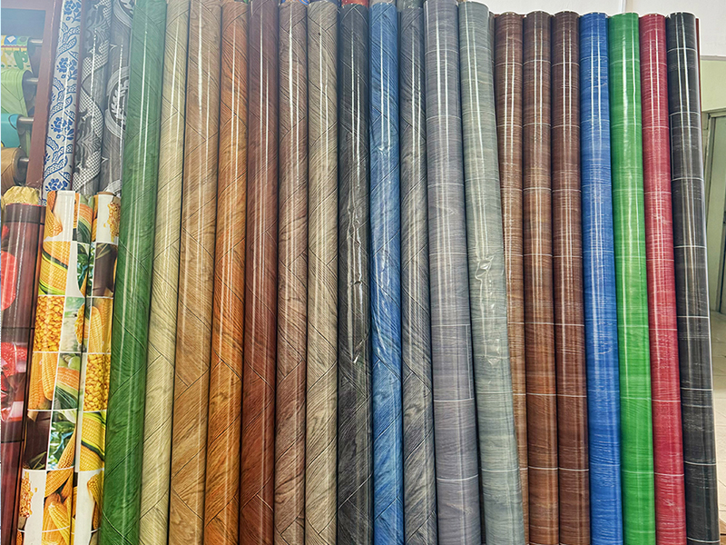 PVC flooring roll design selection and MOQ planning