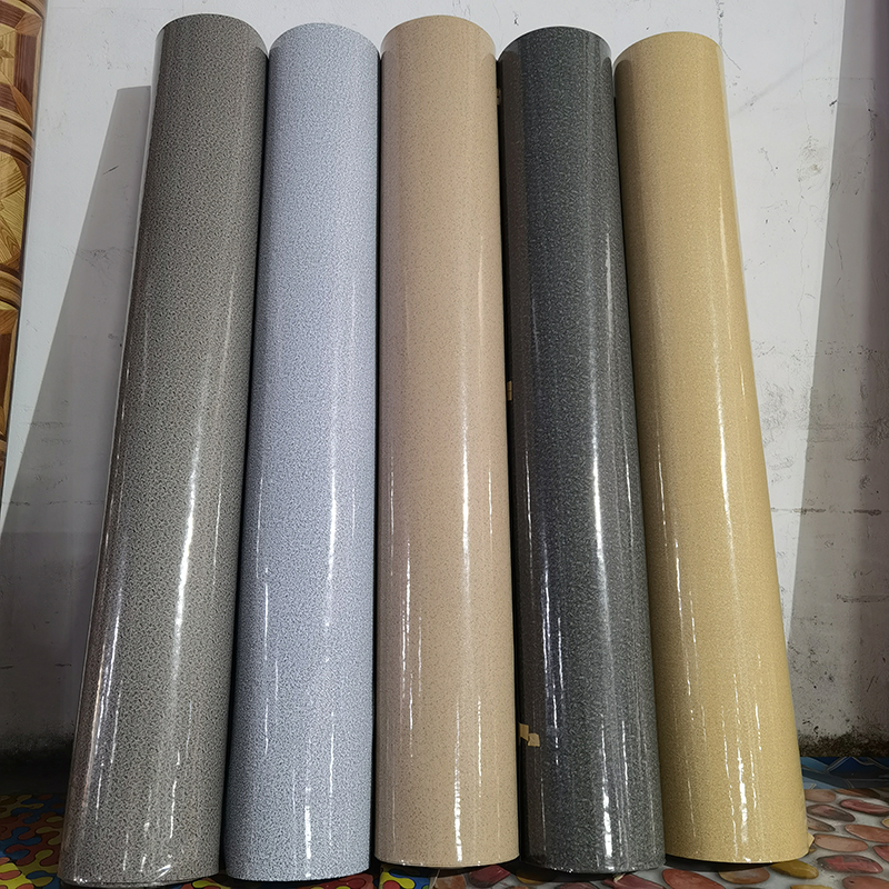 homogeneous PVC flooring roll packing and loading for project orders